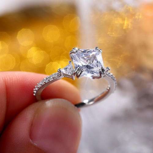 Women's ring