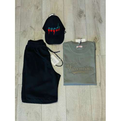  Men's T-shirt