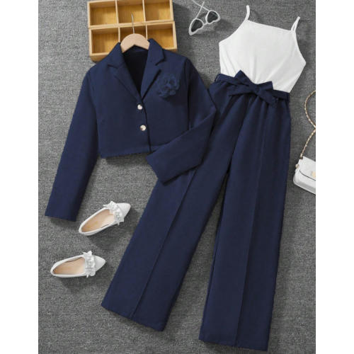  Girls suit