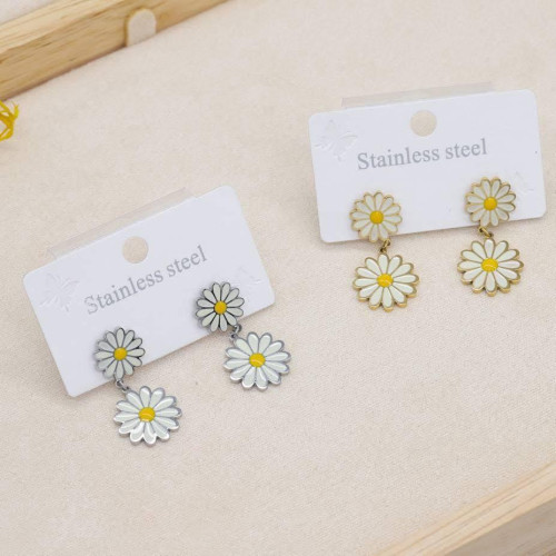  Women's earrings