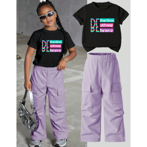 Young Girl T-Shirt & Pants 