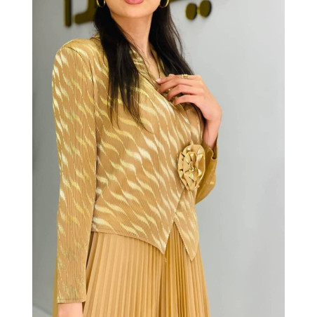 فستان نسائي