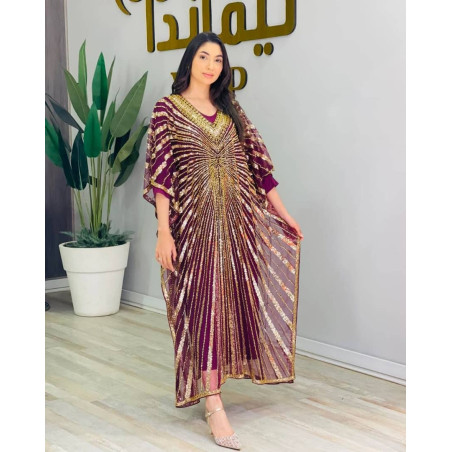 فستان نسائي