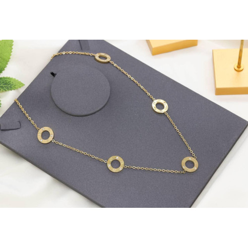 Women's necklace