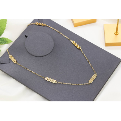 Women's necklace