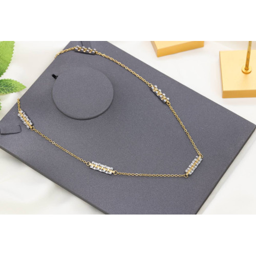 Women's necklace