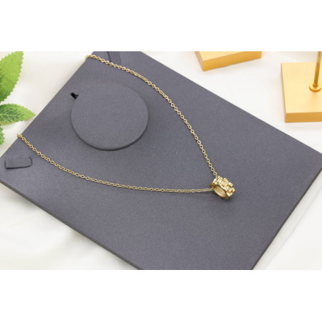 Women's necklace