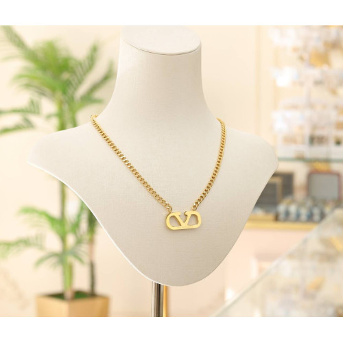 Women's necklace