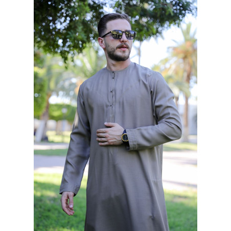 ثوب اماراتي
