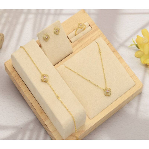 Girl's accessory set