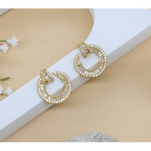  Women's earing 