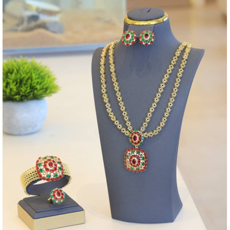 Women's accessory set