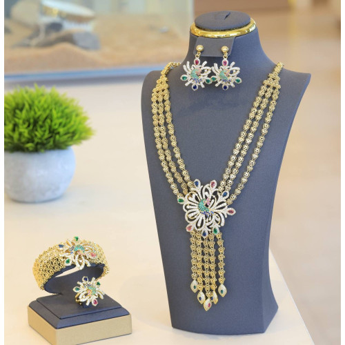 Women's accessory set