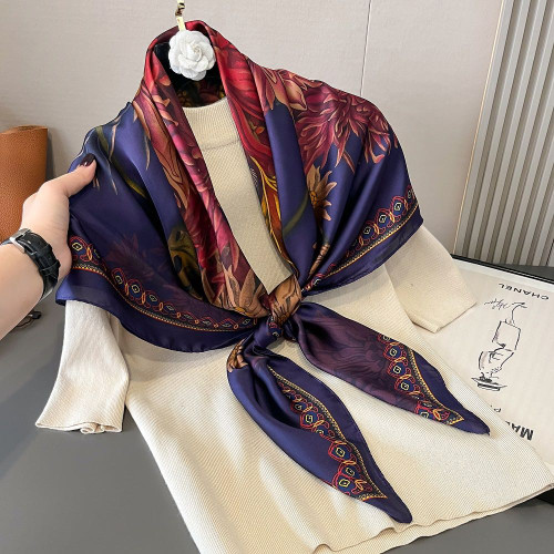 Women's scarf