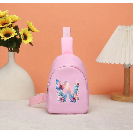 حقيبة بنات بشعار حرف W