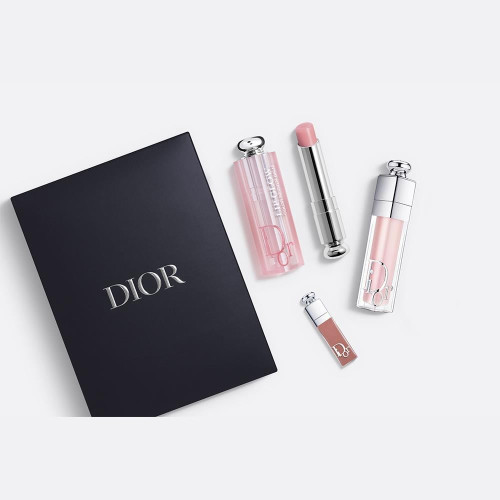 مجموعة أحمر الشفاه