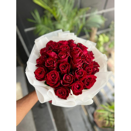 Natural rose bouquet