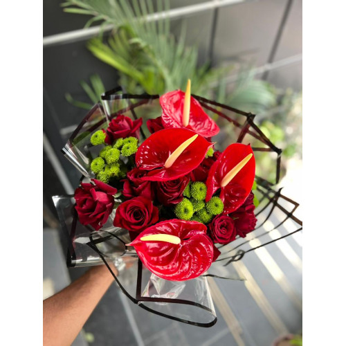 Natural rose bouquet