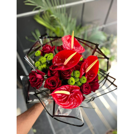 Natural rose bouquet