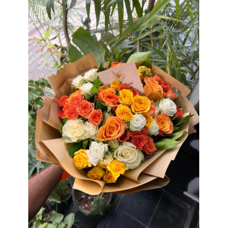 Natural rose bouquet