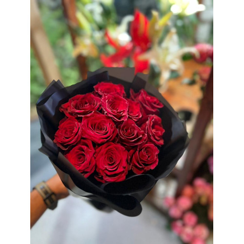 Natural rose bouquet