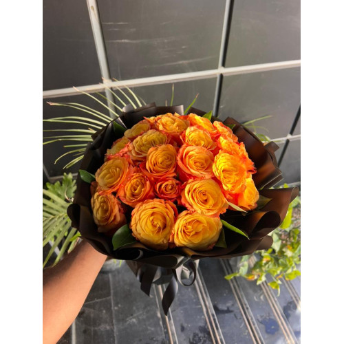 Natural rose bouquet